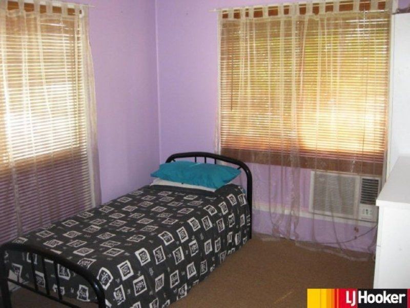 4 Harris Court, Moranbah QLD 4744