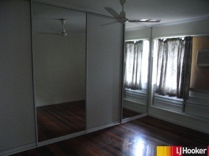 33 Leslie Drive, Moranbah QLD 4744