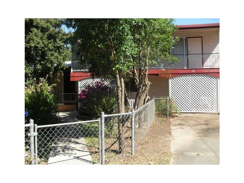 19 Barton Street, West Mackay QLD 4740