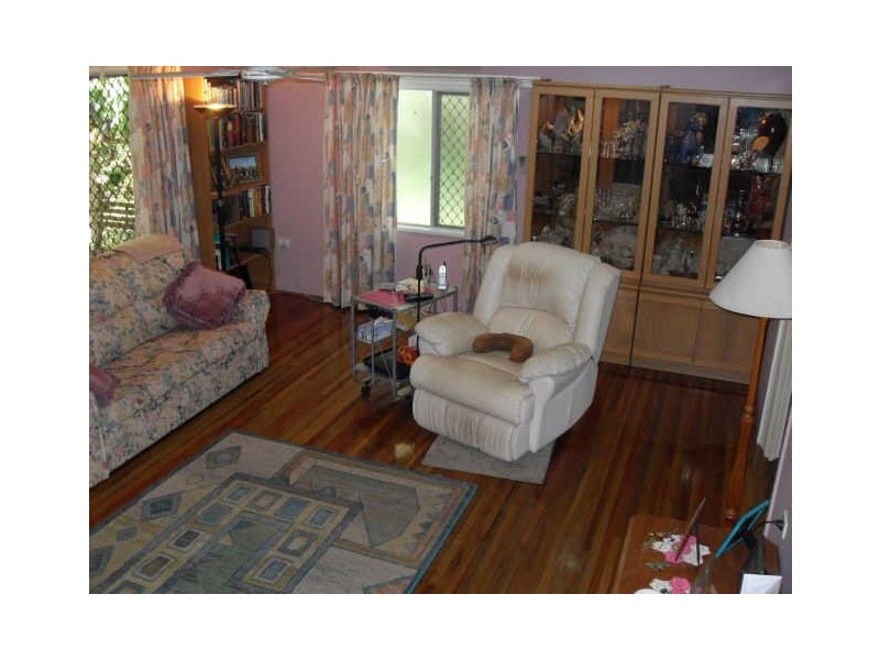 19 Barton Street, West Mackay QLD 4740