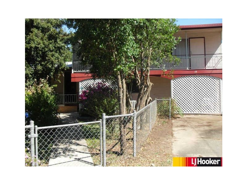 19 Barton Street, West Mackay QLD 4740