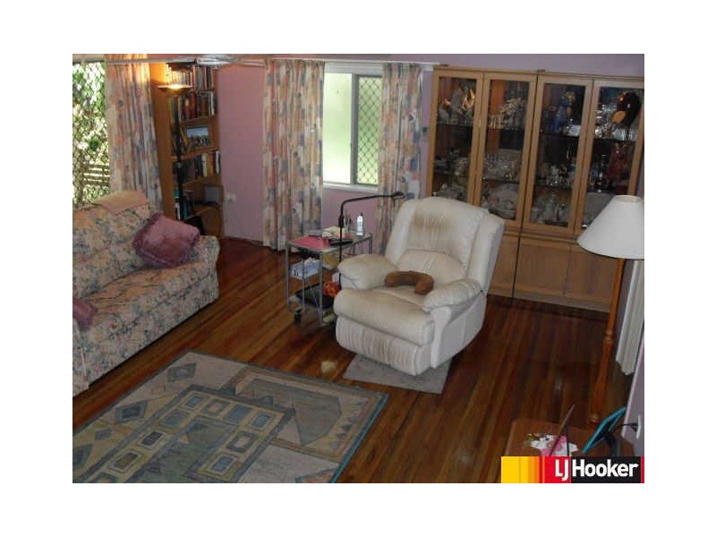 19 Barton Street, West Mackay QLD 4740