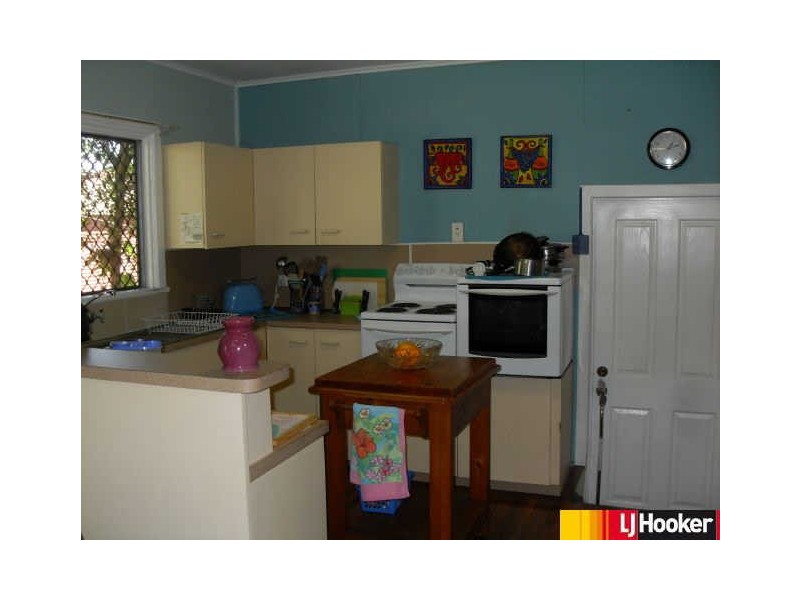 19 Barton Street, West Mackay QLD 4740