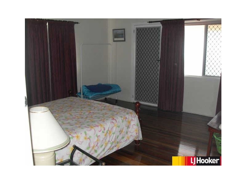 19 Barton Street, West Mackay QLD 4740