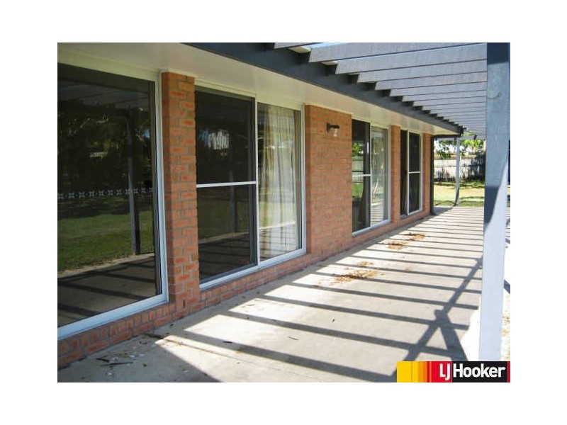 8 Rhonda Court, Andergrove QLD 4740