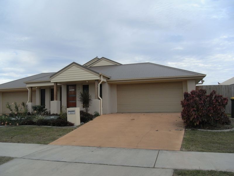 1/23 Whitehaven Drive, Blacks Beach QLD 4740