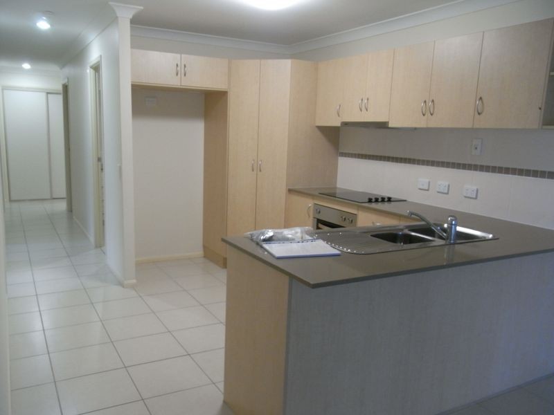 1/23 Whitehaven Drive, Blacks Beach QLD 4740