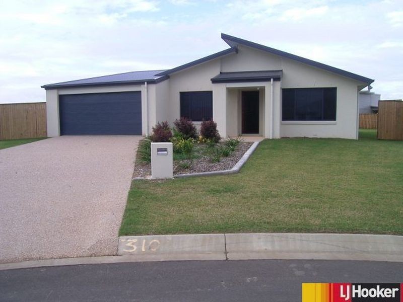 11 Bombo Court, Blacks Beach QLD 4740