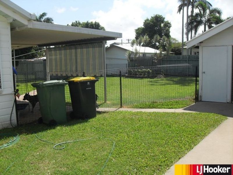 8 Mackenzie Street, West Mackay QLD 4740
