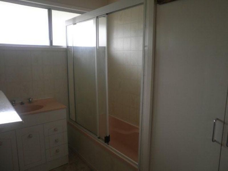 14 Gilbert Court, Moranbah QLD 4744