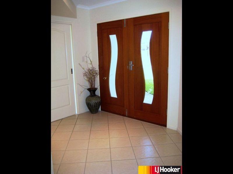 13 Seacove Court, Eimeo QLD 4740