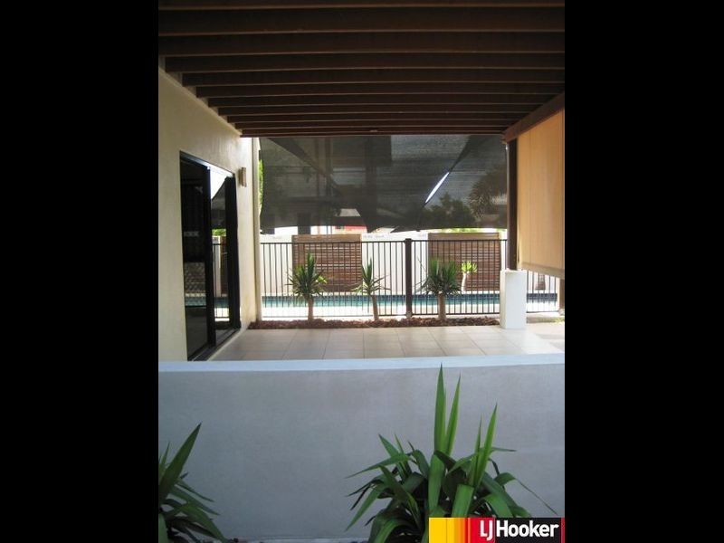 24 Seafarer Court, Blacks Beach QLD 4740