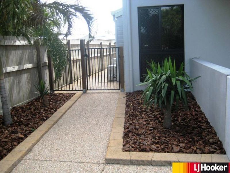 24 Seafarer Court, Blacks Beach QLD 4740