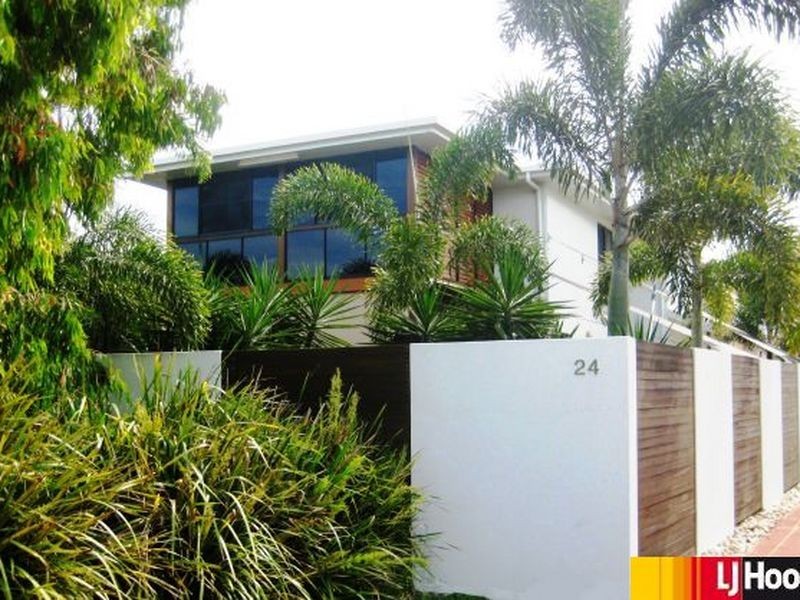 24 Seafarer Court, Blacks Beach QLD 4740
