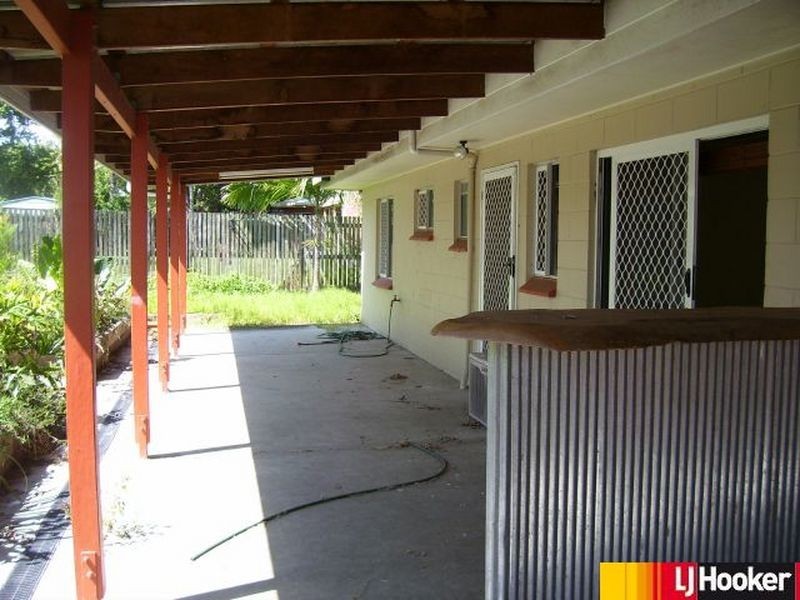 9 Scott Street, Bucasia QLD 4750