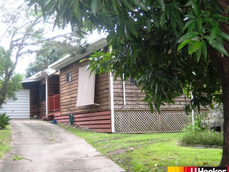 13 Hill End Road, Glenella QLD 4740