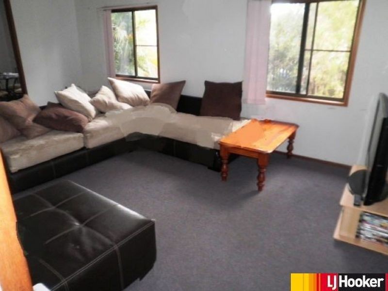 13 Hill End Road, Glenella QLD 4740