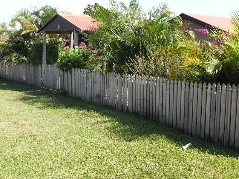 2 Busuttin Drive, Eimeo QLD 4740