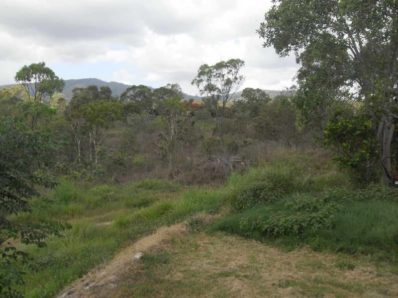 21 Siderial Court, Oakenden QLD 4741