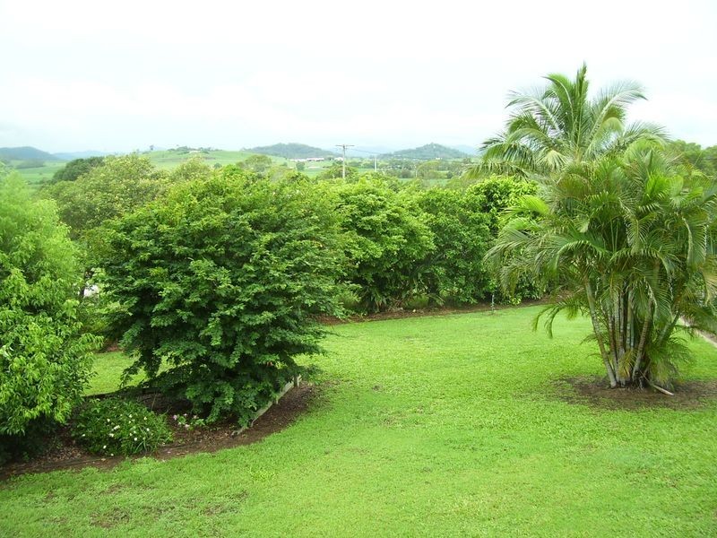 11 Mcknight Road, Hay Point QLD 4740