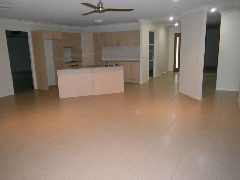 6 Ulladulla Street, Blacks Beach QLD 4740