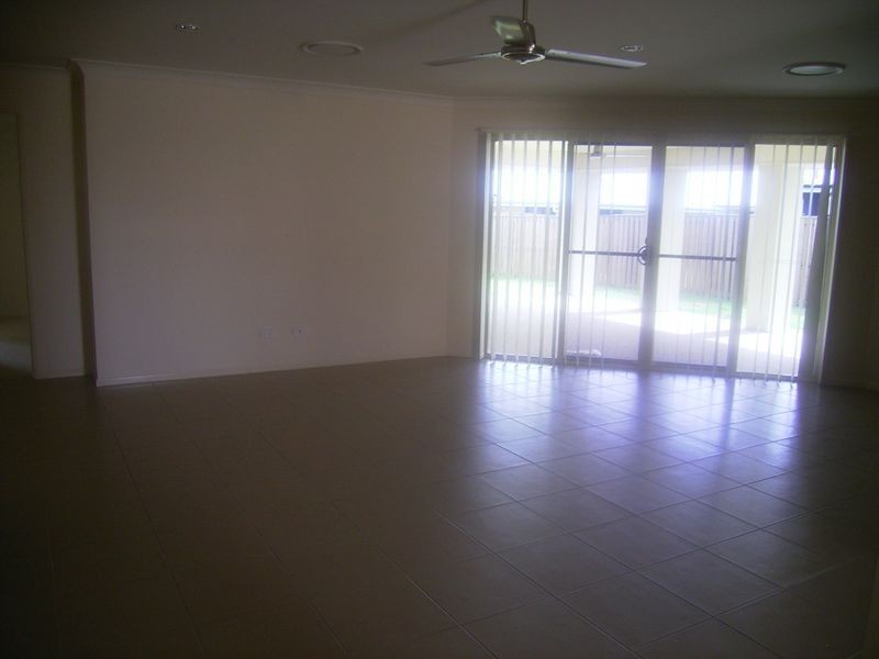 6 Ulladulla Street, Blacks Beach QLD 4740