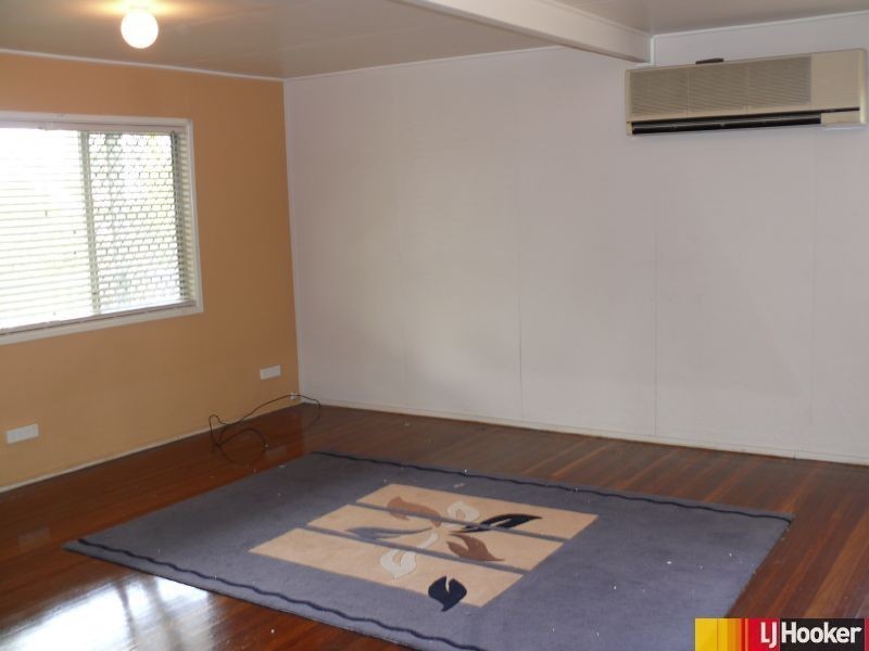 25 Pioneer Street, Glenella QLD 4740