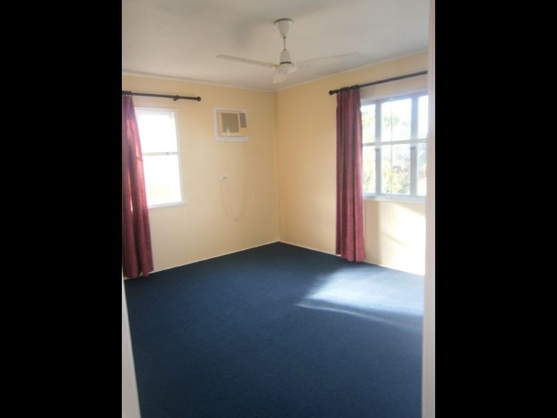 5 Streeter Avenue, West Mackay QLD 4740