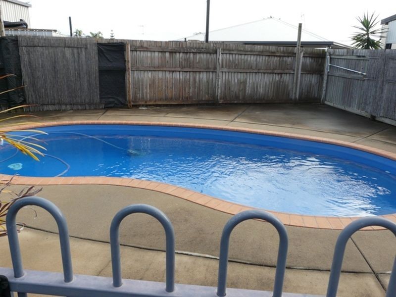 8 Gabrielle Street, Hay Point QLD 4740