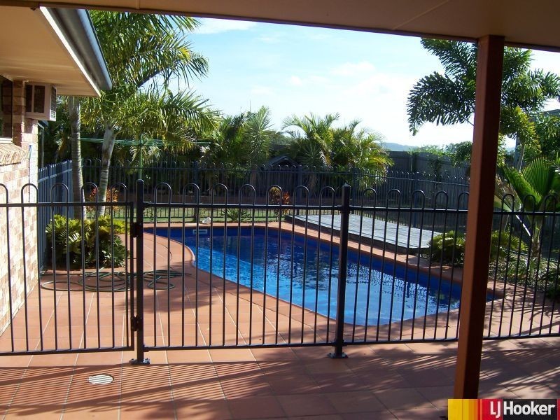 25 Marine Parade, Bucasia QLD 4750