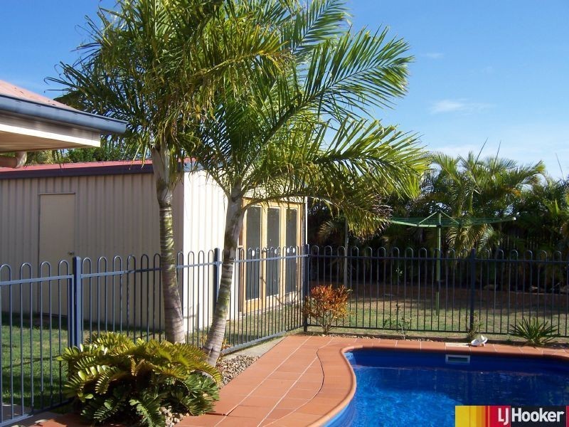 25 Marine Parade, Bucasia QLD 4750