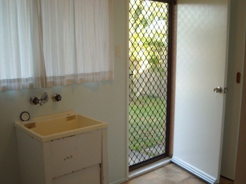 2/15b Boundary Road, Paget QLD 4740
