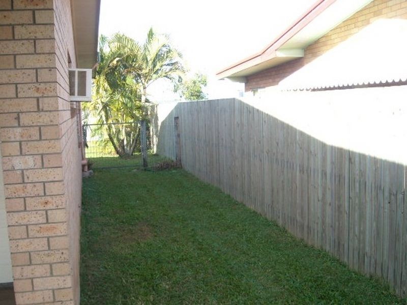 2/15b Boundary Road, Paget QLD 4740