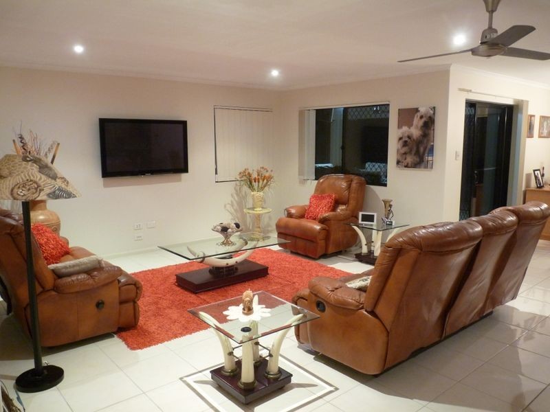 13 Foundation Street, Glenella QLD 4740