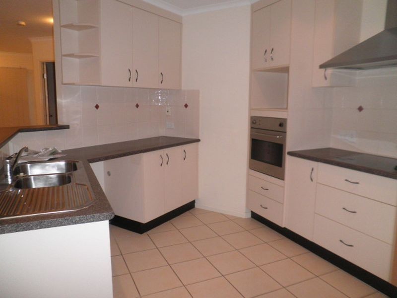 14 Seacove Court, Eimeo QLD 4740