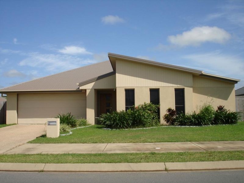 22 Whitehaven Drive, Blacks Beach QLD 4740