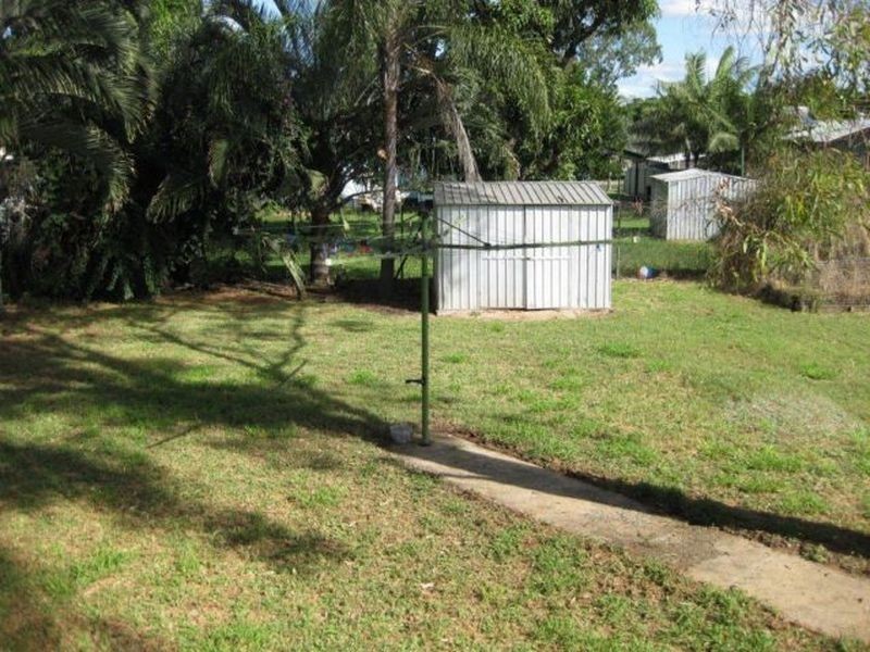 88 Mills Avenue, Moranbah QLD 4744