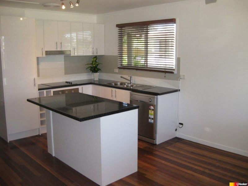 88 Mills Avenue, Moranbah QLD 4744