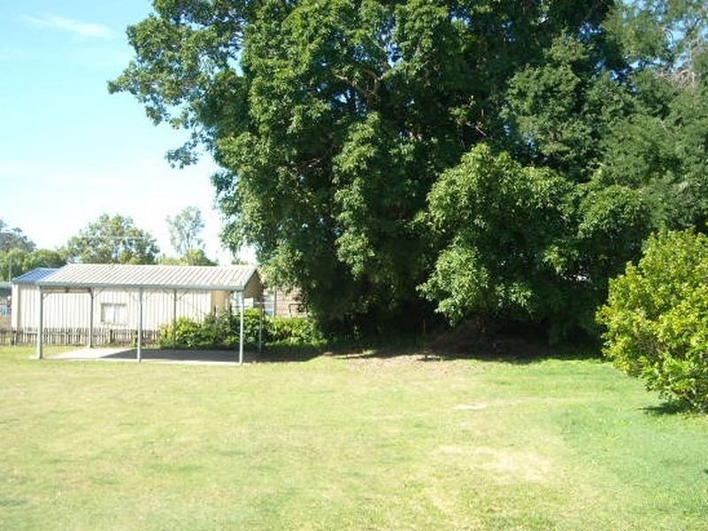 7 Barrier Street, Eton QLD 4741