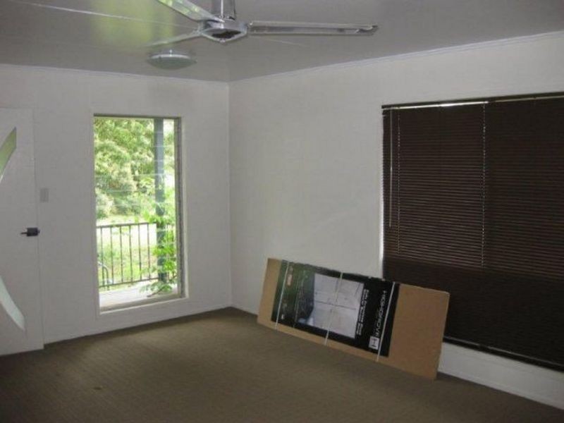 10 Watkins Street, Moranbah QLD 4744