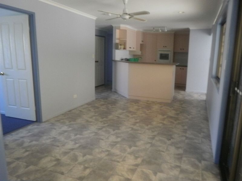 14 Marcella Street, Rural View QLD 4740