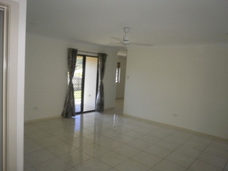 12 Spinks Court, Eimeo QLD 4740