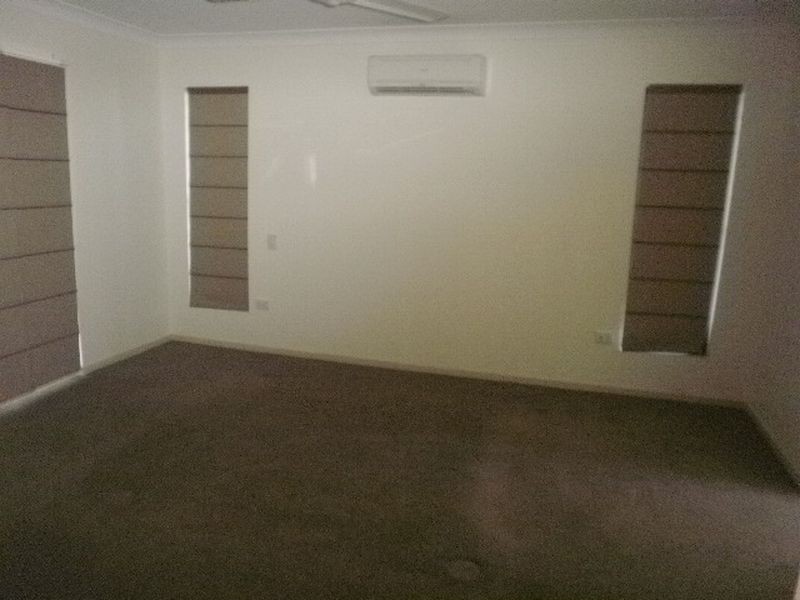 12 Spinks Court, Eimeo QLD 4740