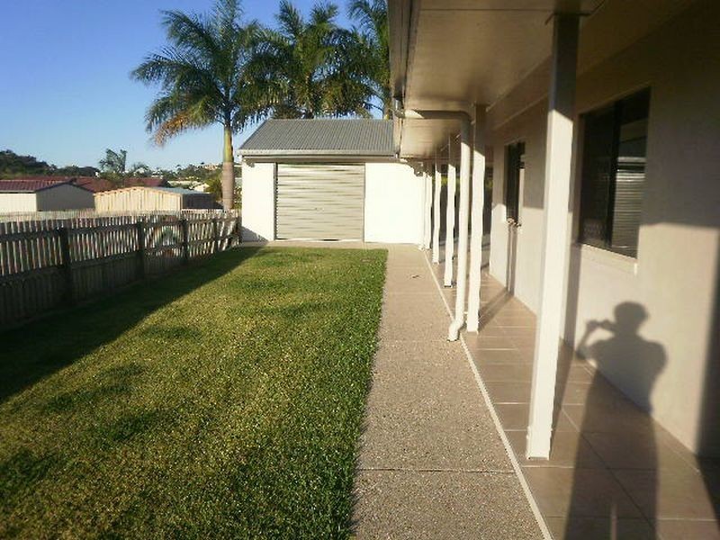 12 Spinks Court, Eimeo QLD 4740