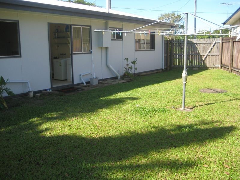 1A Holts Road, Beaconsfield QLD 4740