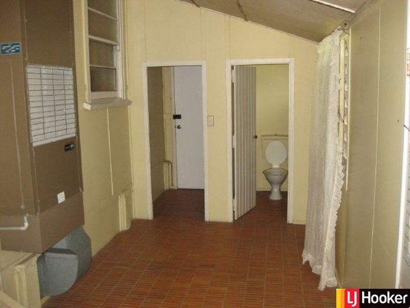 10 Schaefer Street, West Mackay QLD 4740