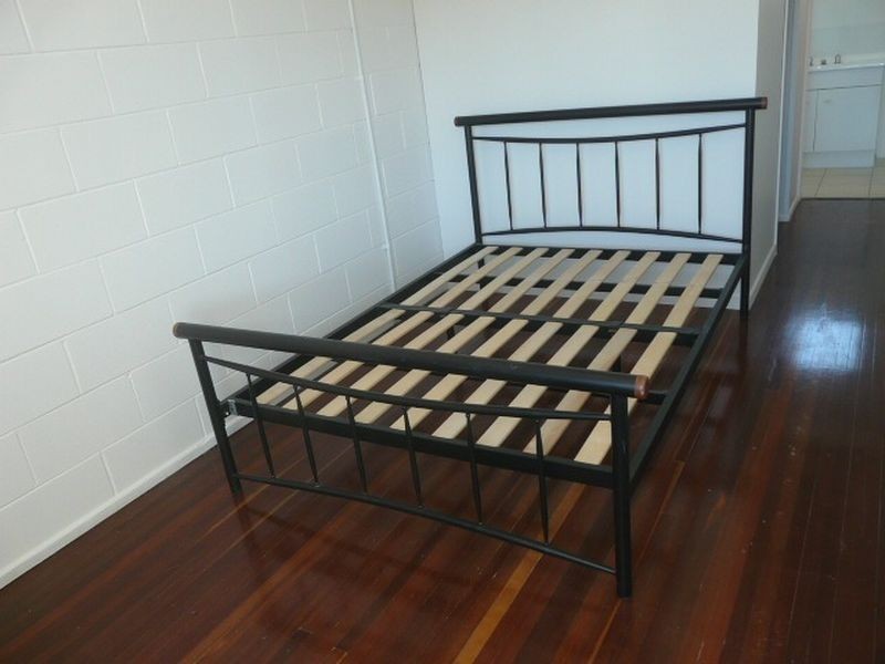 2/18 Tay Street, South Mackay QLD 4740