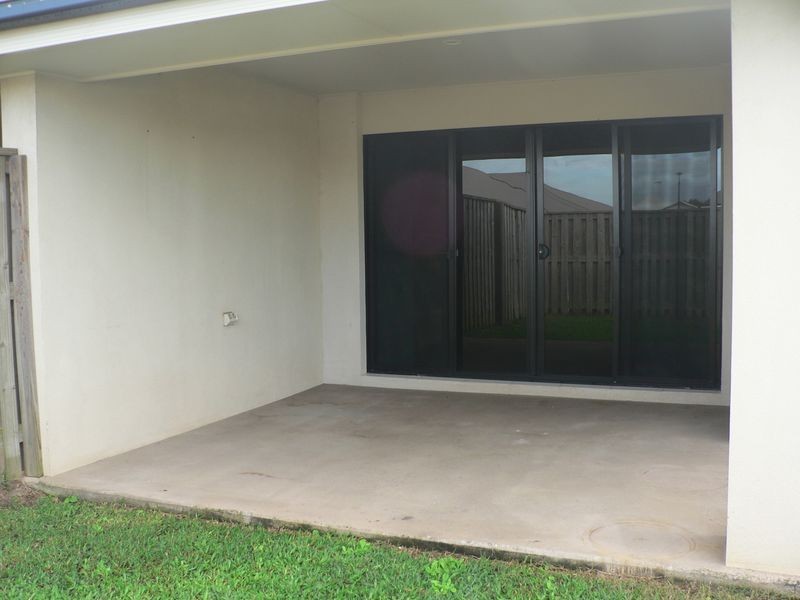 1/101 Whitehaven Drive, Blacks Beach QLD 4740