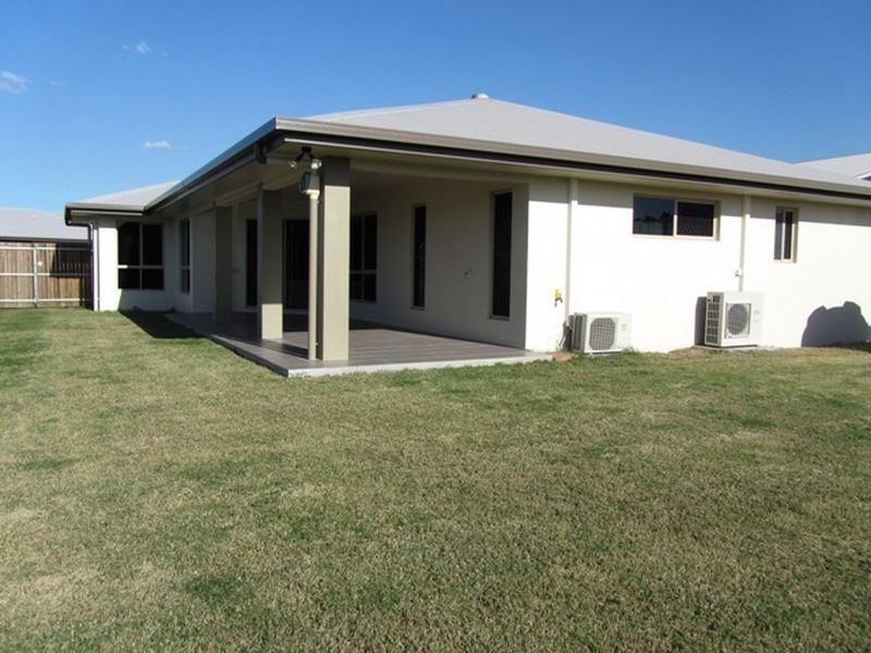45 Hinze Circuit, Rural View QLD 4740