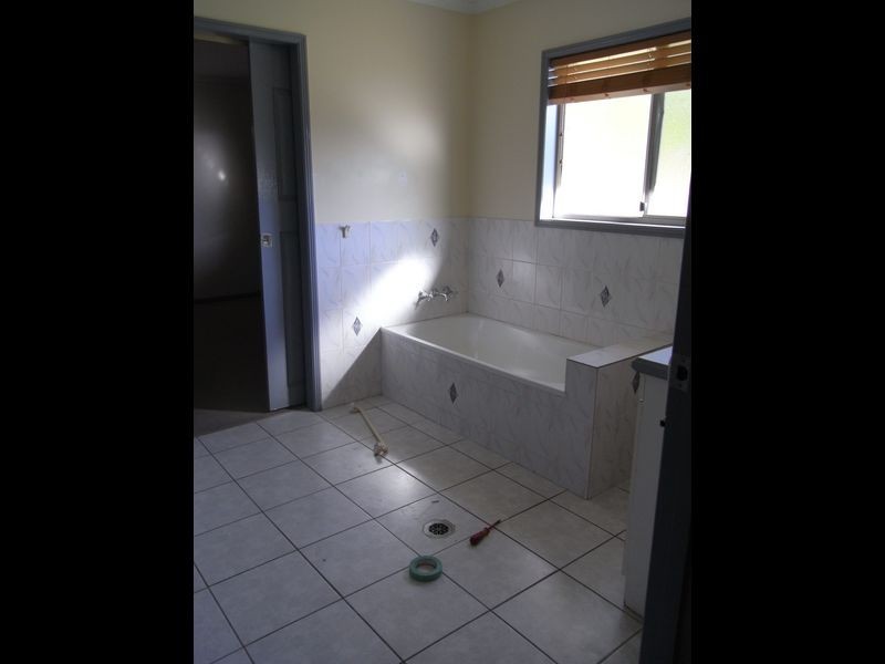 13 Pardoe Street, Bucasia QLD 4750
